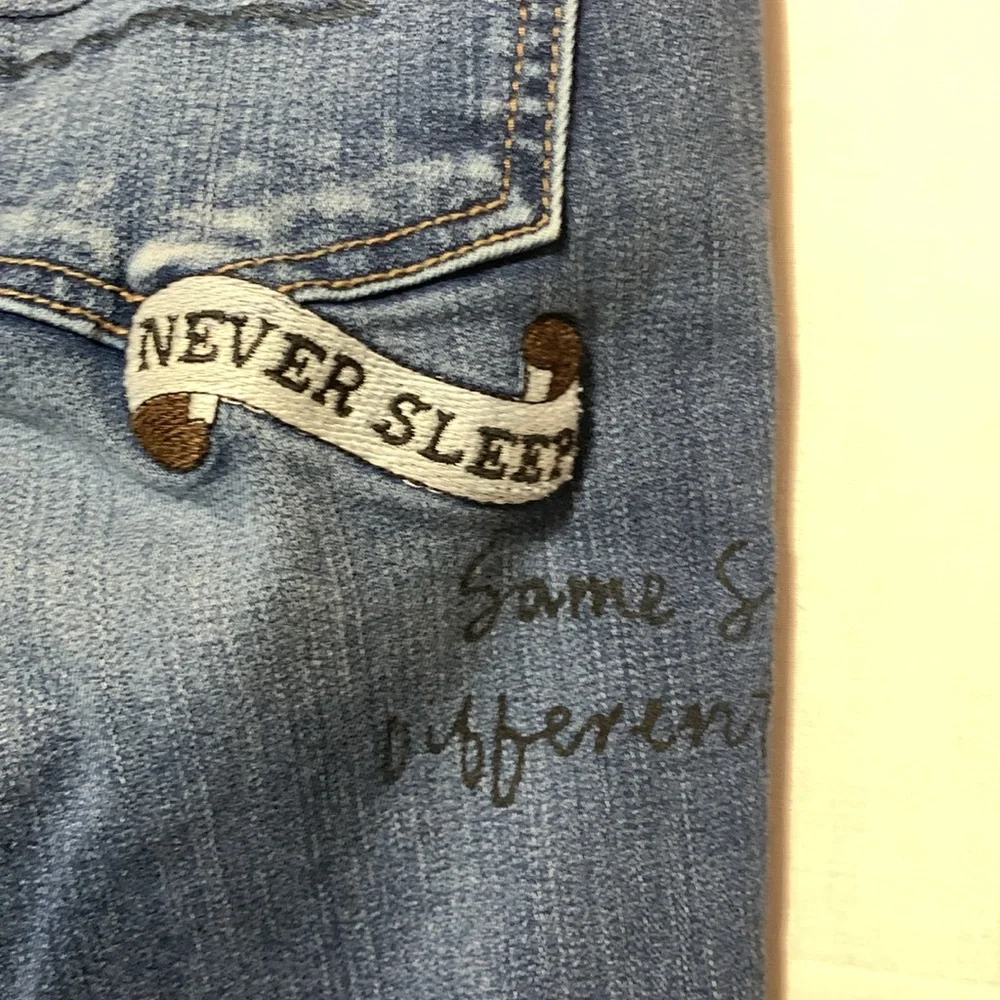 Women's Blue Distressed Jeans - Picture 7 of 8